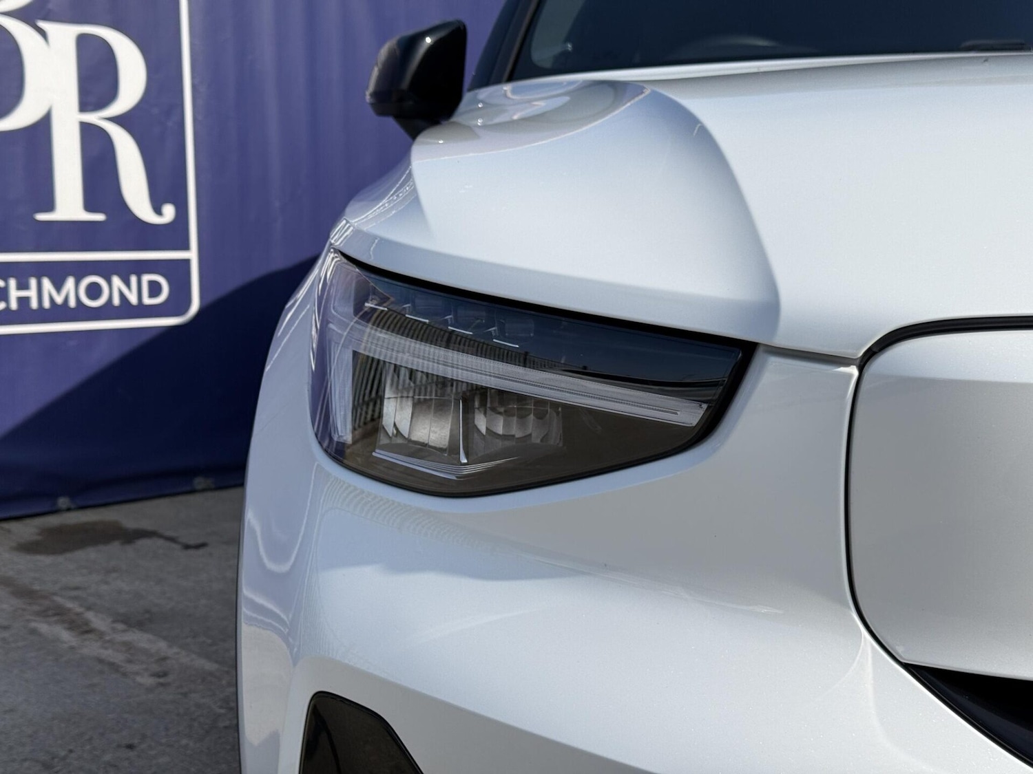 Used Volvo XC40 2023 for sale - 77947179: Photo 12