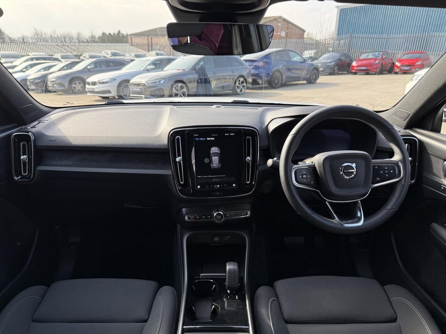 Used Volvo XC40 2023 for sale - 77947179: Photo 31