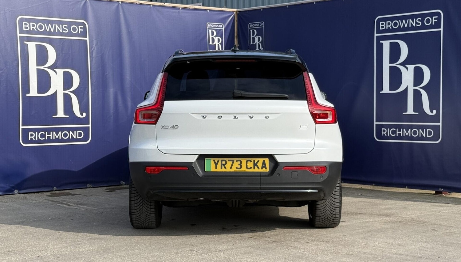 Used Volvo XC40 2023 for sale - 77947179: Photo 5