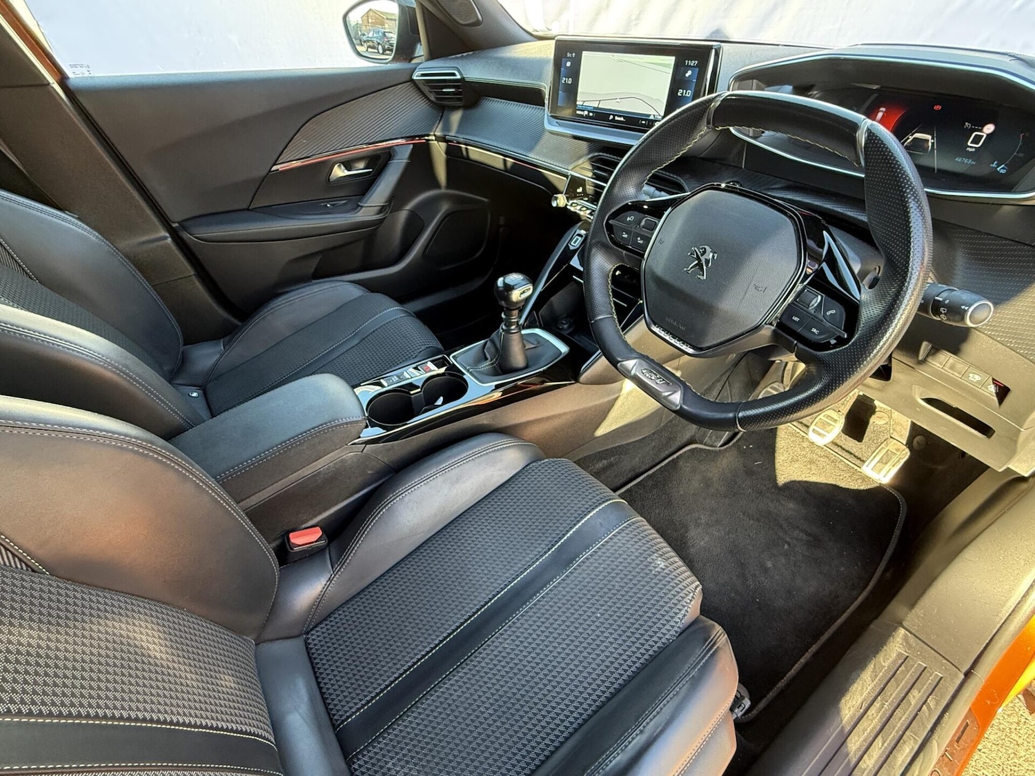 Used Peugeot 2008 2022 for sale - 77094530: Photo 2