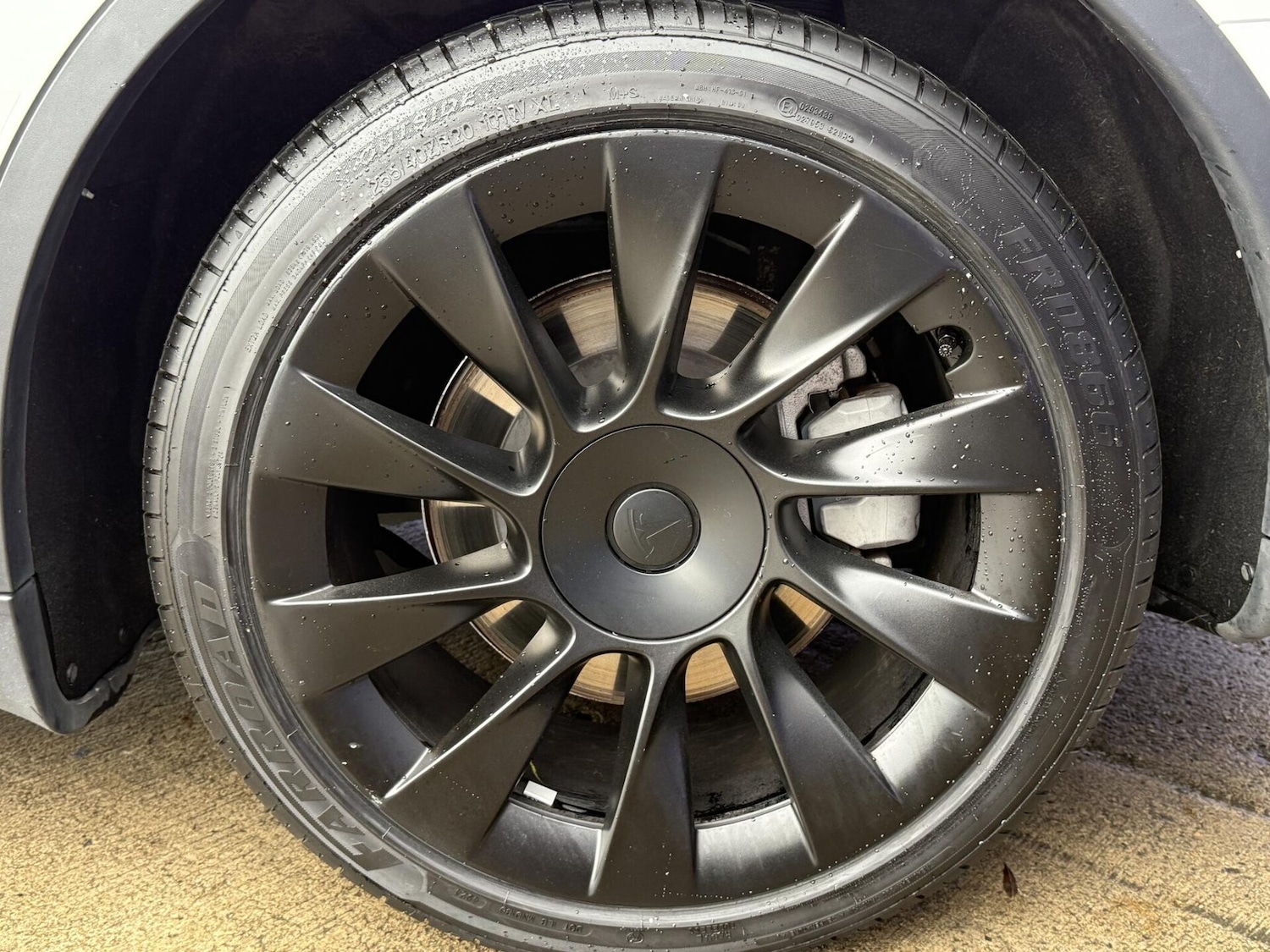 Used Tesla Model Y 2023 for sale - 76909353: Photo 16