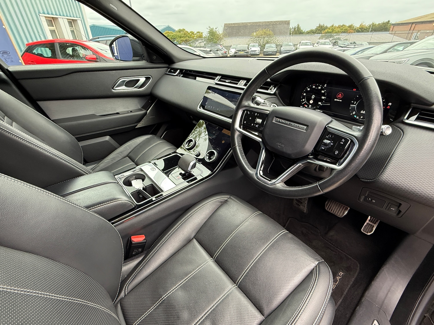 Used Land Rover Range Rover Velar 2021 for sale - 77208272: Photo 2