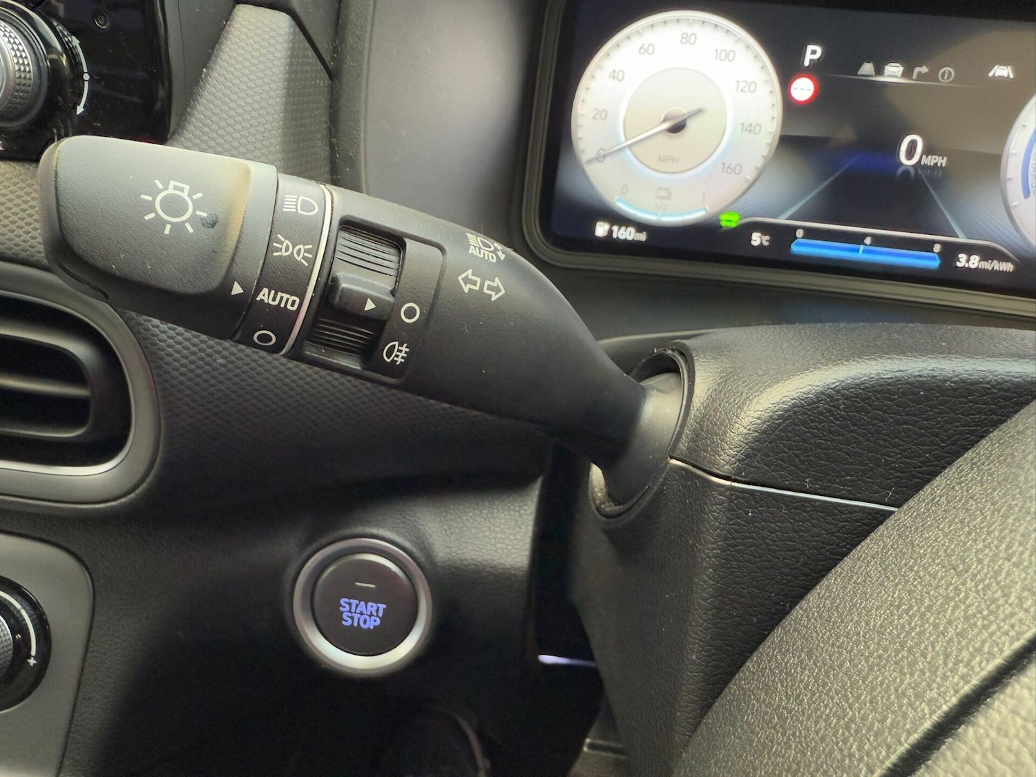 Used Hyundai KONA 2022 for sale - 76798570: Photo 32