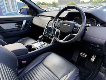 Used Land Rover Discovery Sport 2022 for sale - 79365878: Photo