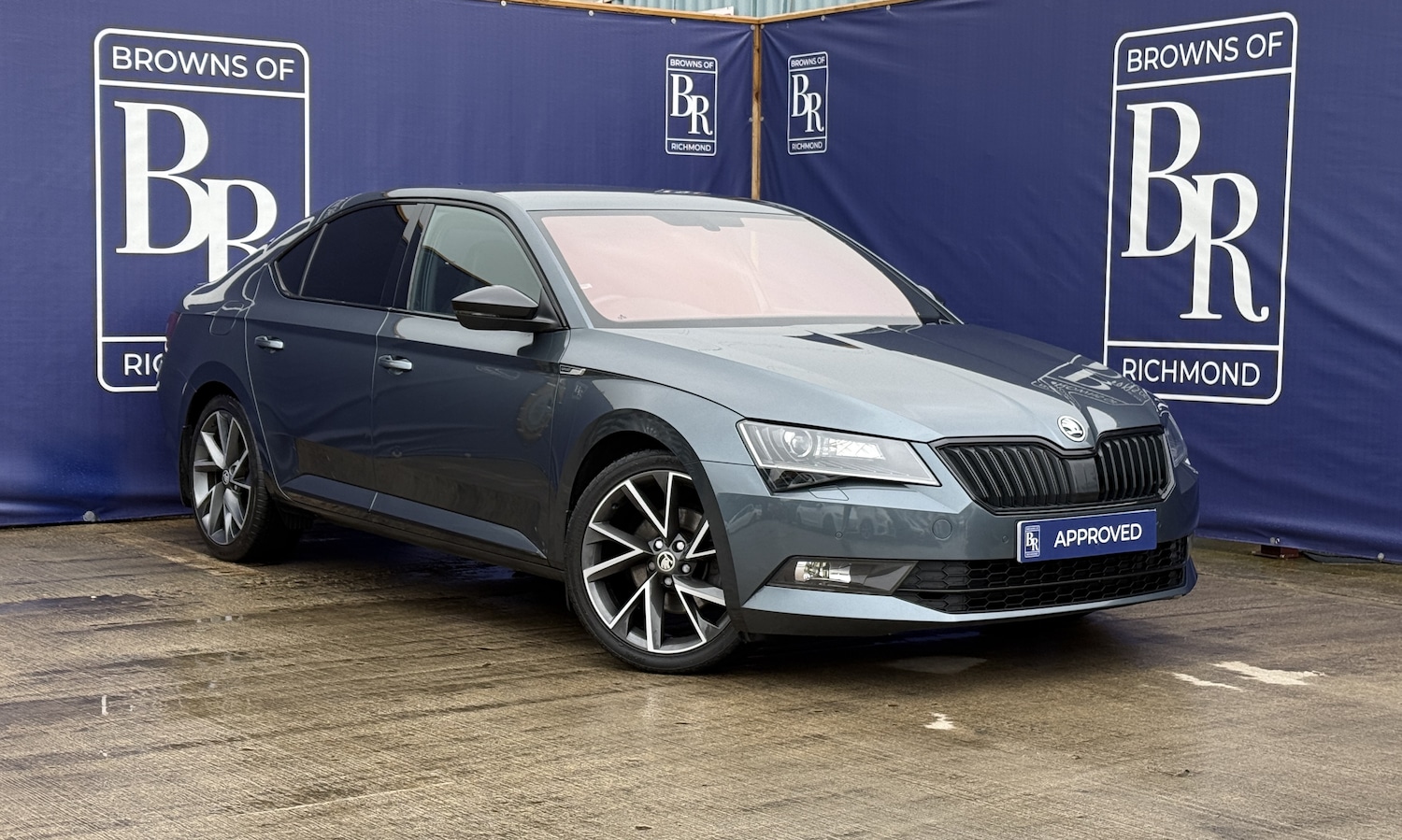 Used Skoda Superb 2017 for sale - 77364838: Photo 1