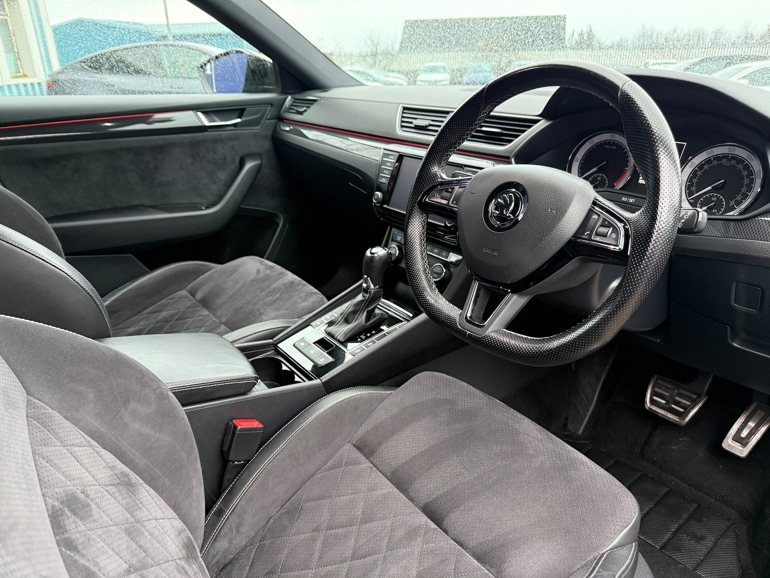 Used Skoda Superb 2017 for sale - 77364838: Photo 2