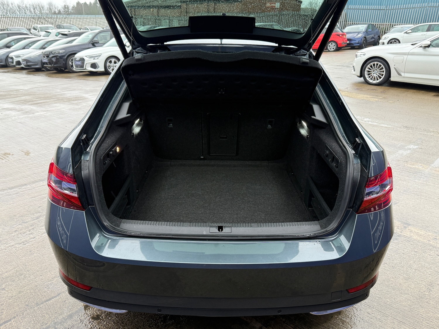 Used Skoda Superb 2017 for sale - 77364838: Photo 22