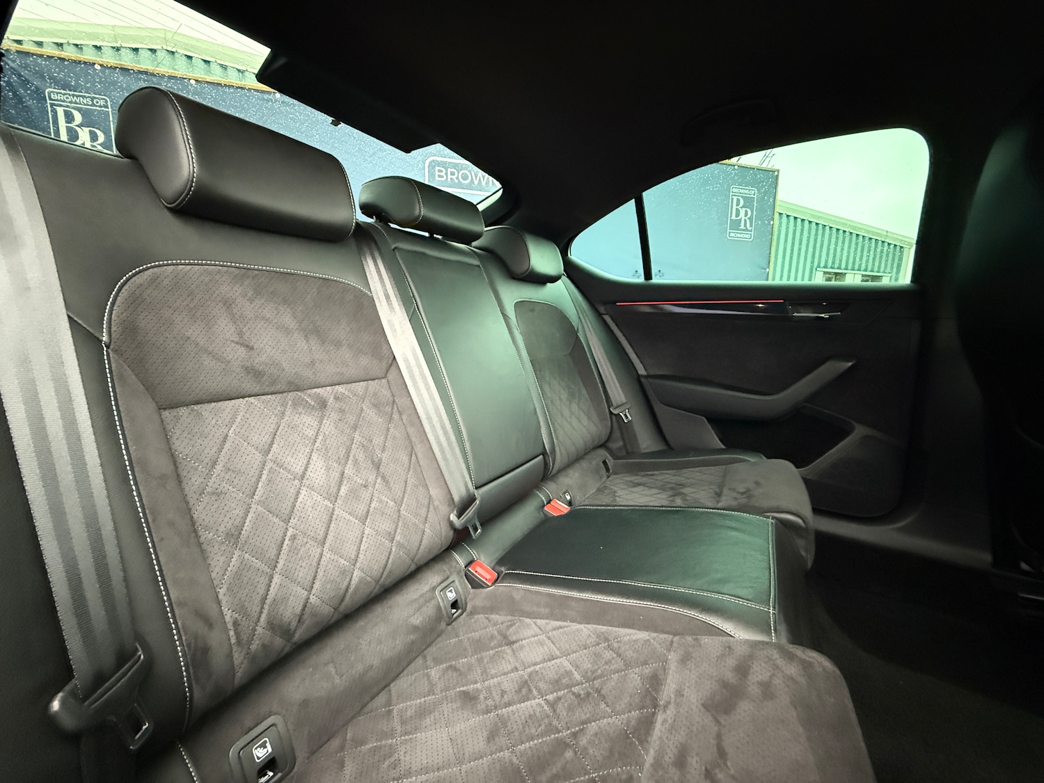 Used Skoda Superb 2017 for sale - 77364838: Photo 24