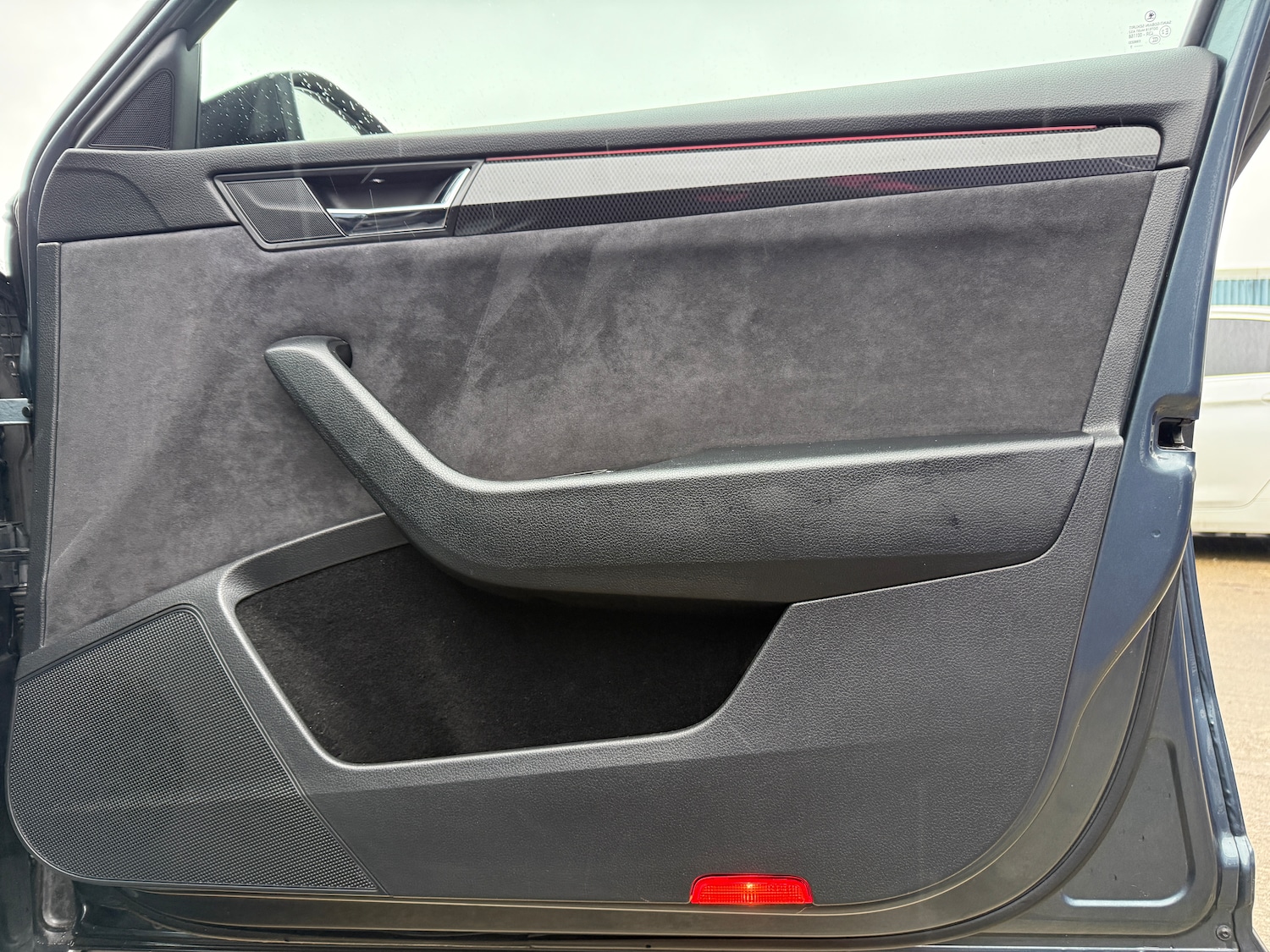 Used Skoda Superb 2017 for sale - 77364838: Photo 28