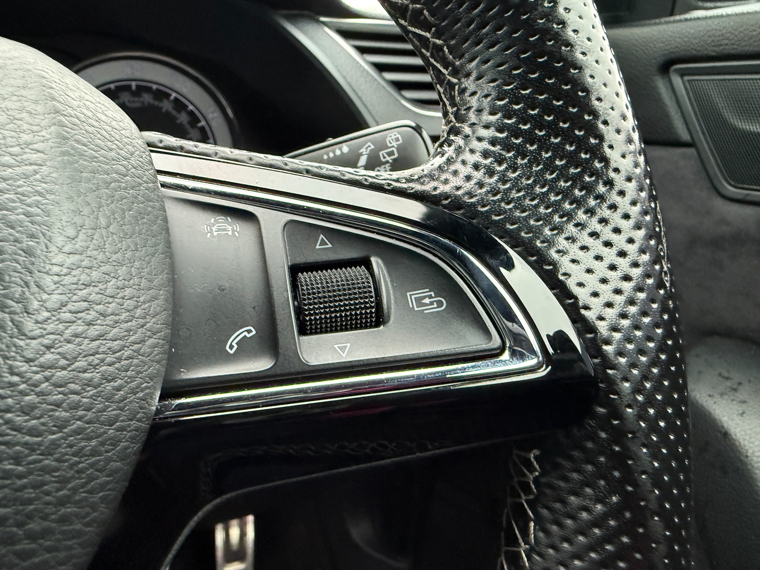 Used Skoda Superb 2017 for sale - 77364838: Photo 30