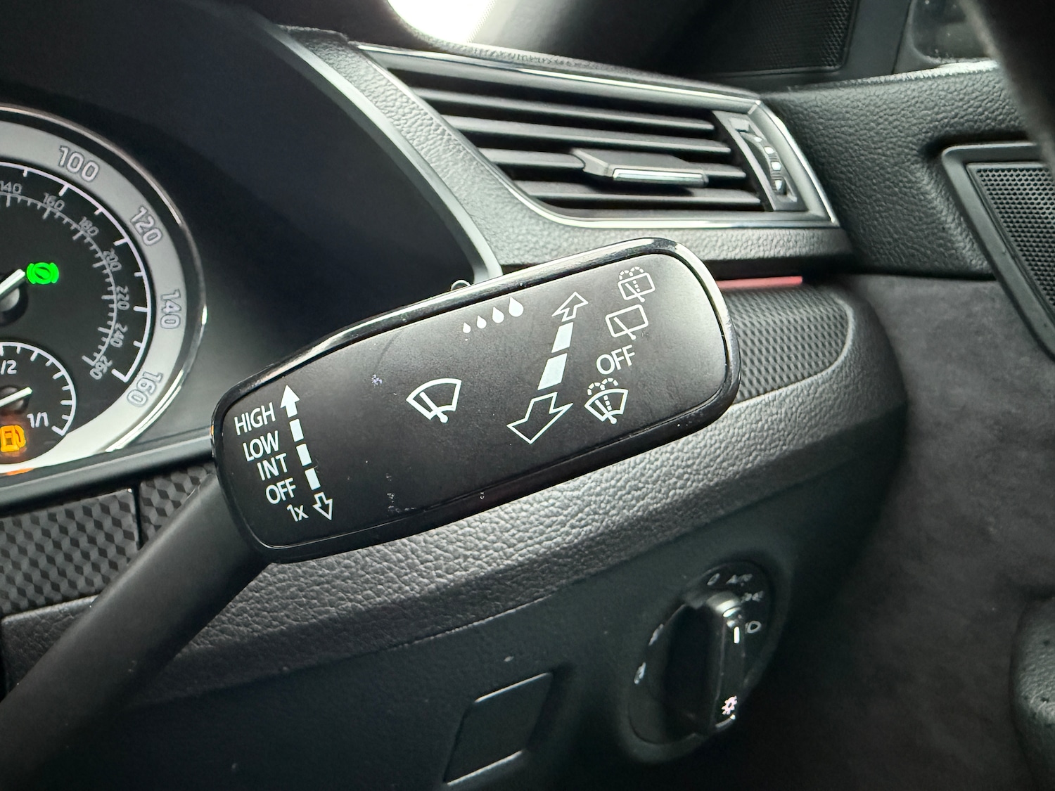 Used Skoda Superb 2017 for sale - 77364838: Photo 32