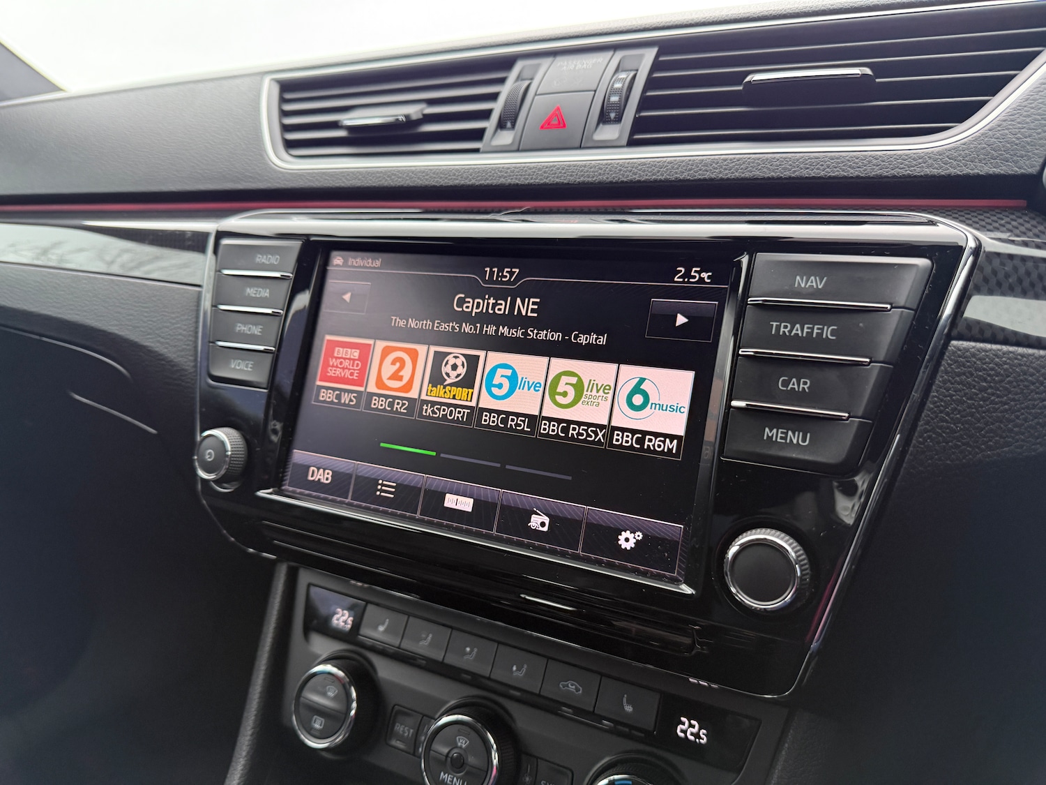 Used Skoda Superb 2017 for sale - 77364838: Photo 36