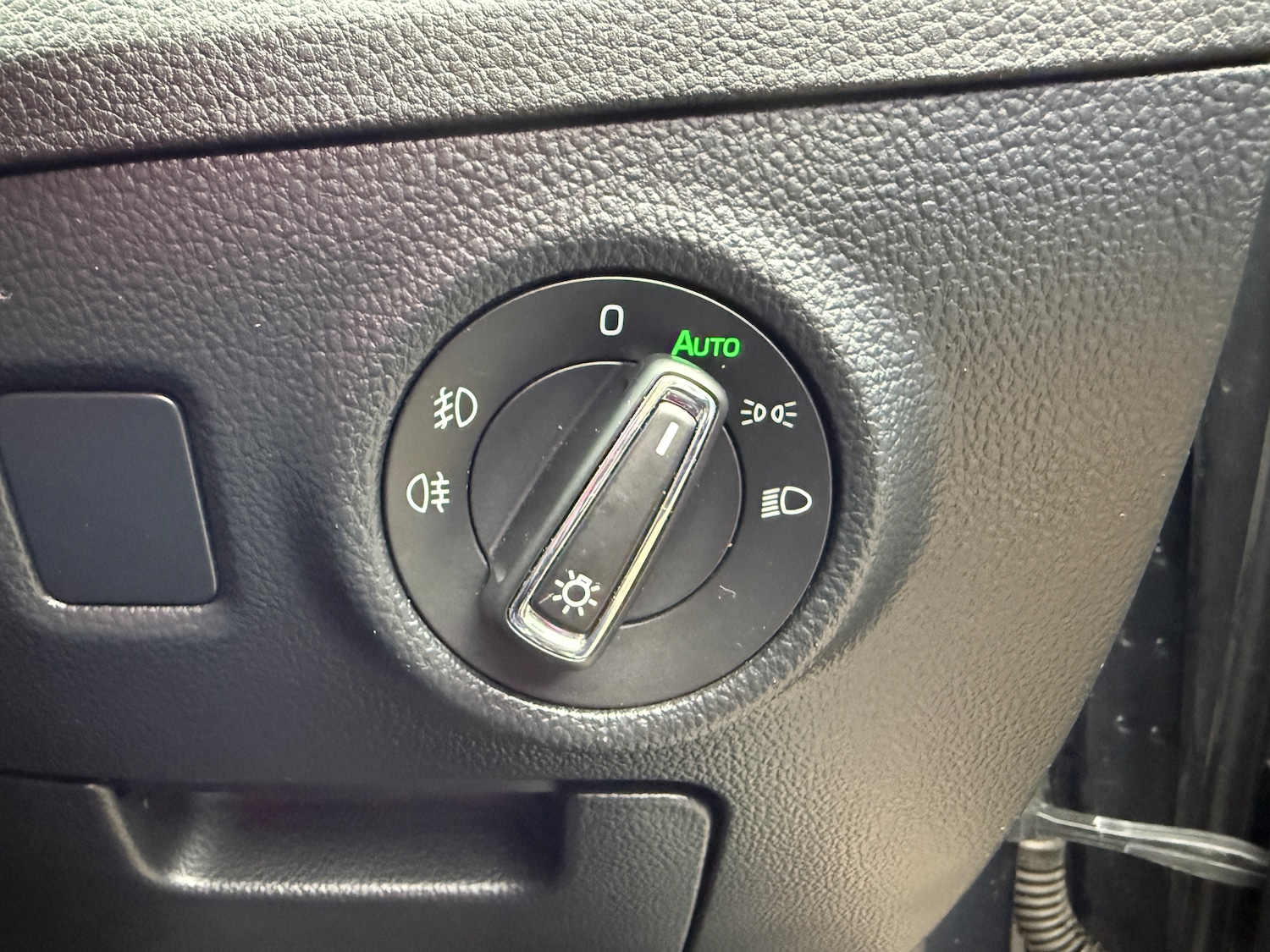 Used Skoda Superb 2017 for sale - 77364838: Photo 41