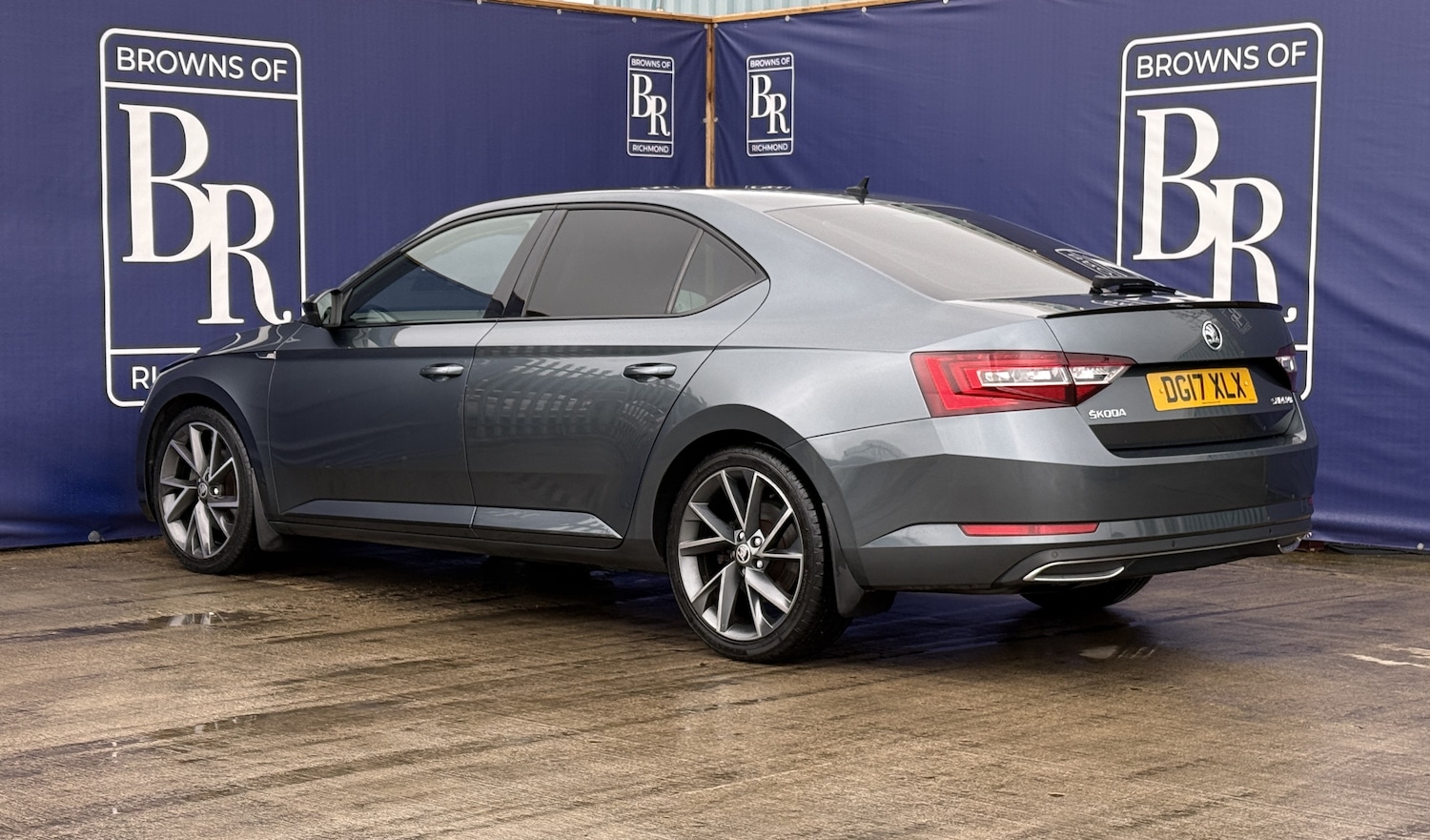 Used Skoda Superb 2017 for sale - 77364838: Photo 7