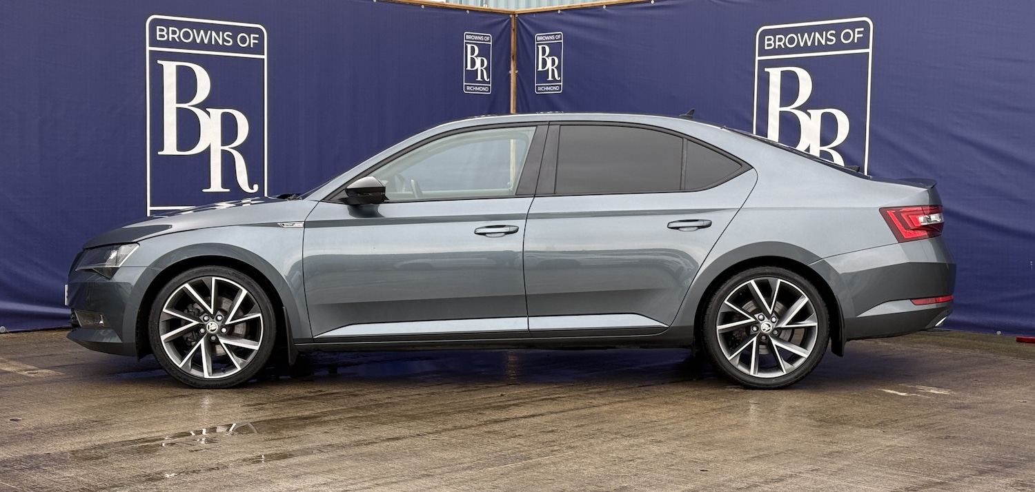 Used Skoda Superb 2017 for sale - 77364838: Photo 9