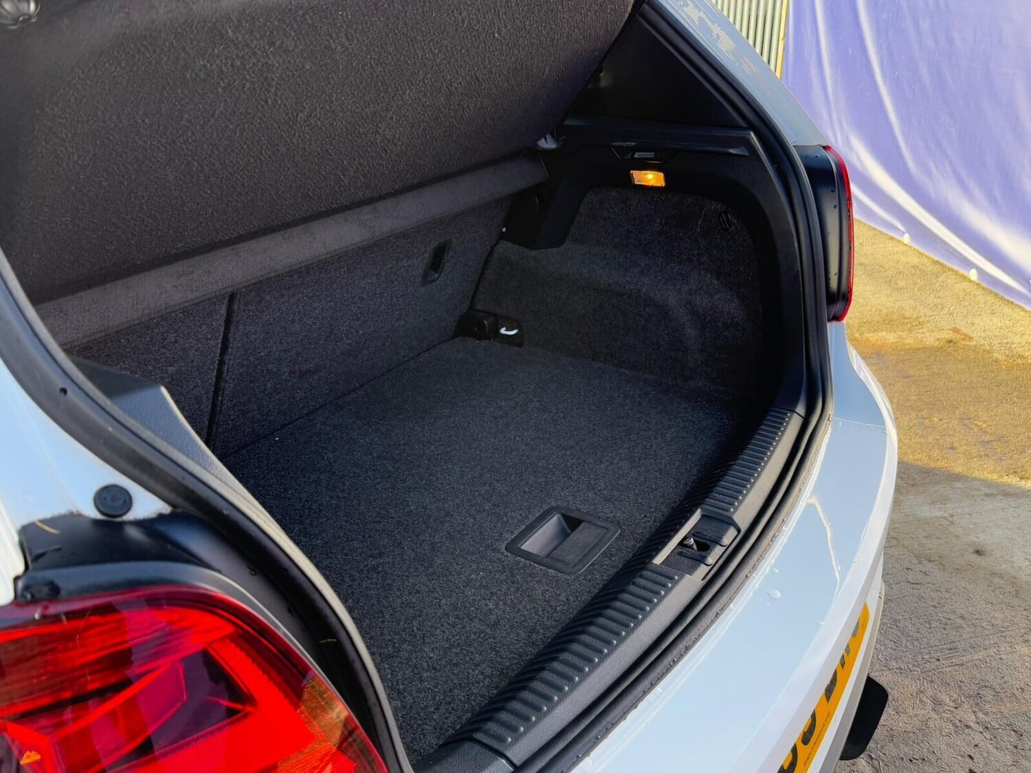 Used Volkswagen Polo 2015 for sale - 76739402: Photo 22