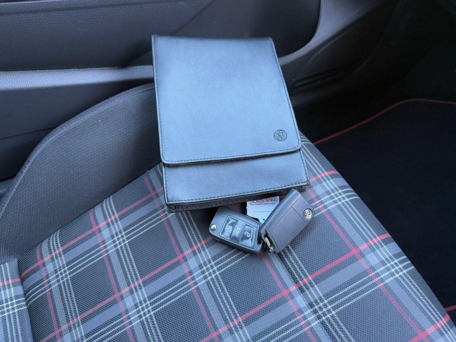 Used Volkswagen Polo 2015 for sale - 76739402: Photo 40