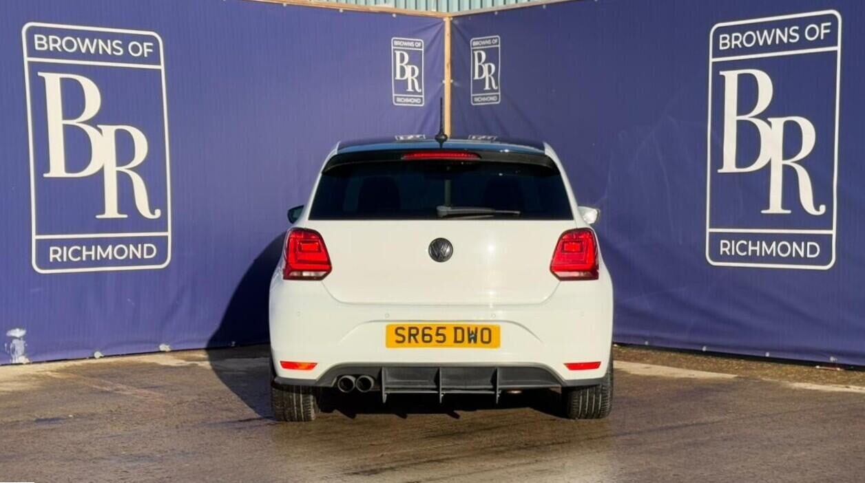 Used Volkswagen Polo 2015 for sale - 76739402: Photo 7