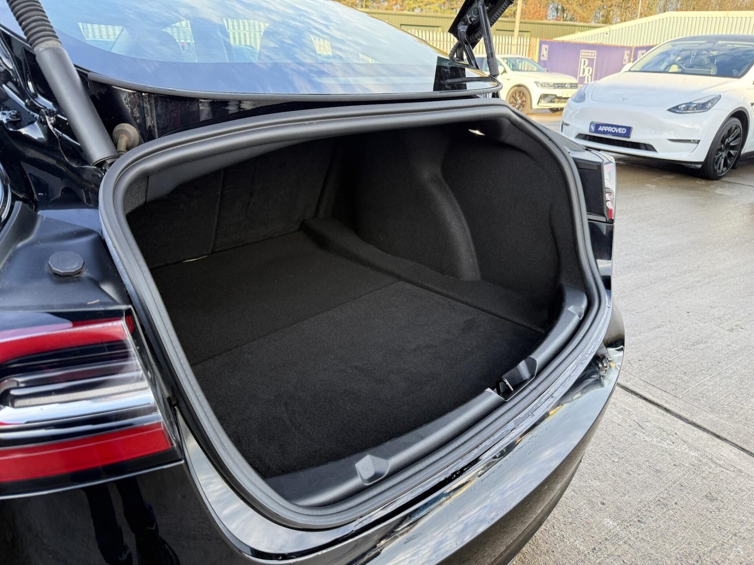 Used Tesla Model 3 2022 for sale - 76932229: Photo 26