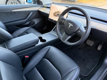 Used Tesla Model 3 2022 for sale - 76932229: Photo