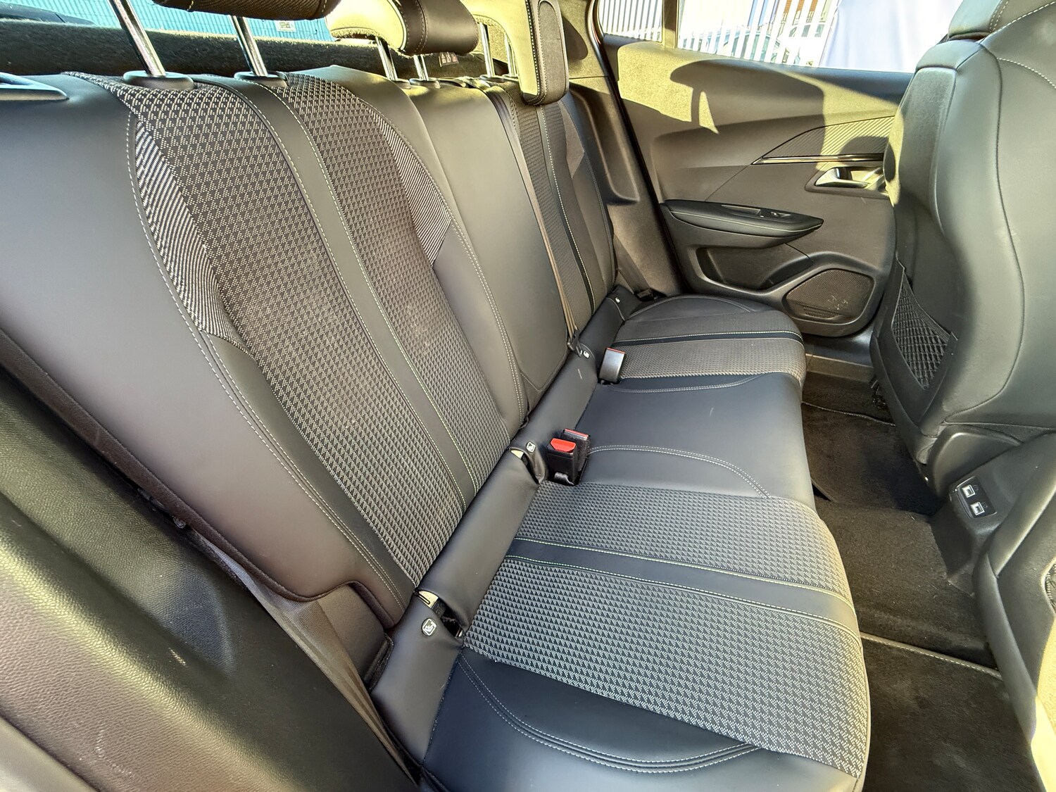 Used Peugeot 2008 for sale - 77208211: Photo 19