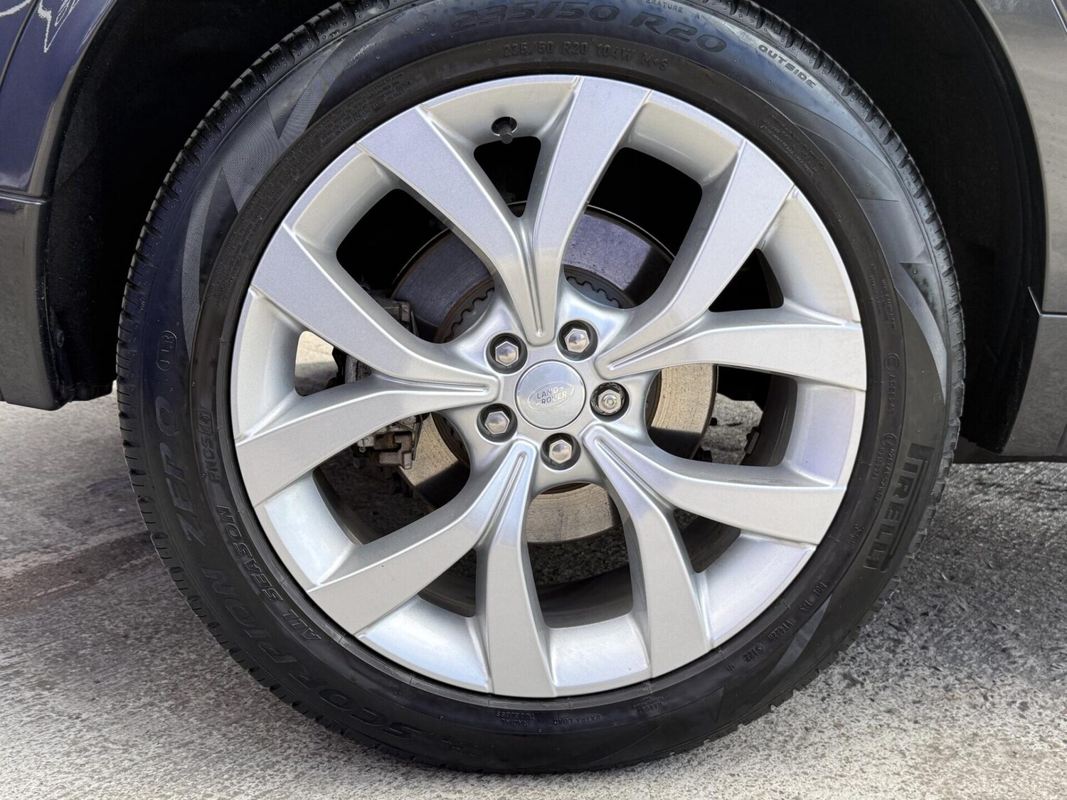 Used Land Rover Discovery Sport 2023 for sale - 78201577: Photo 15