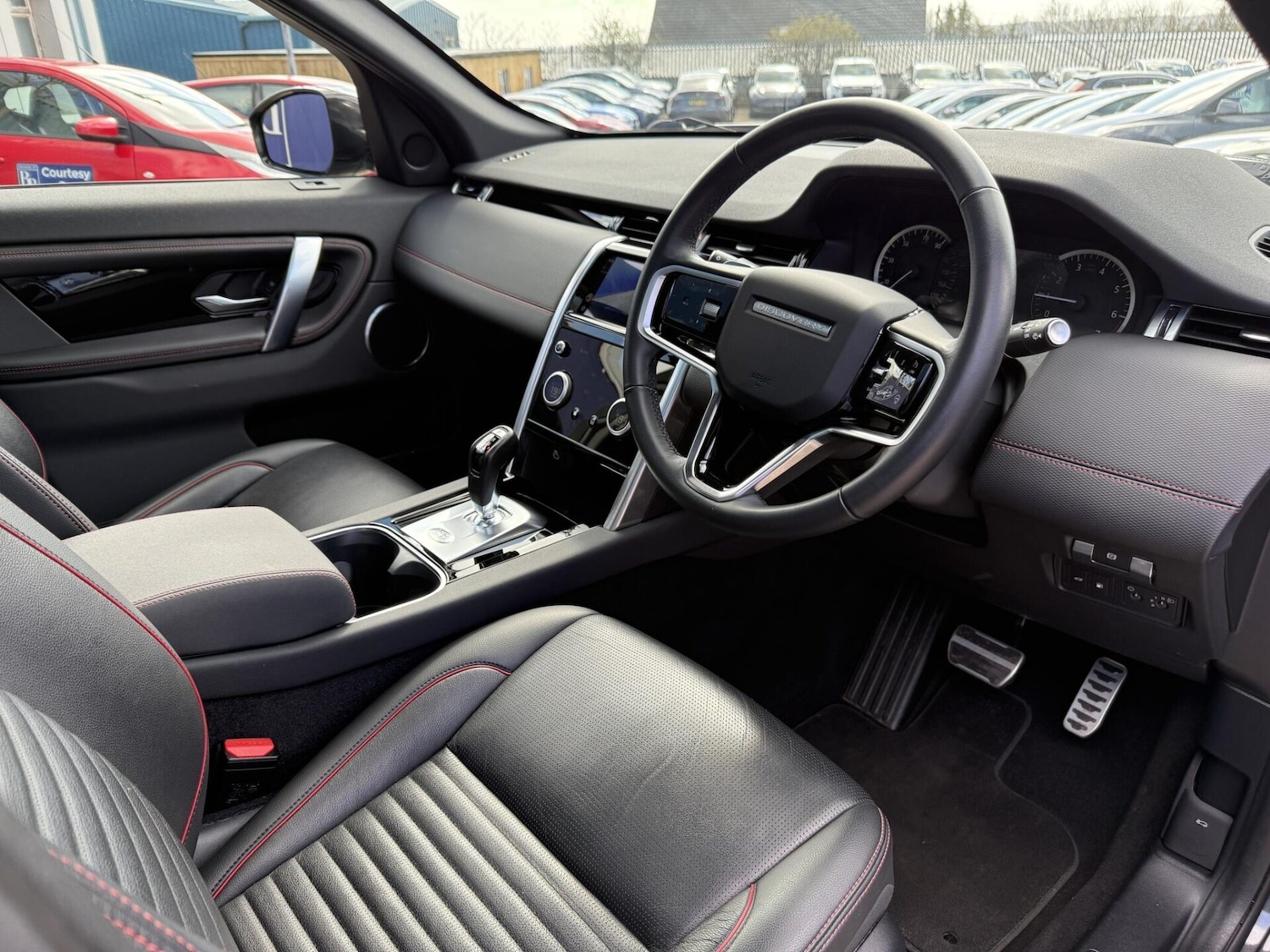 Used Land Rover Discovery Sport 2023 for sale - 78201577: Photo 3