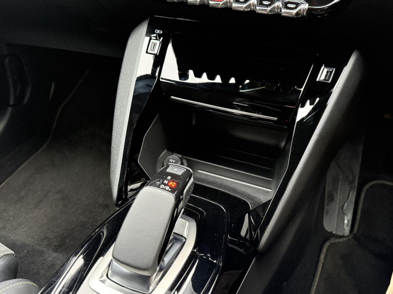 Used Peugeot 208 2021 for sale - 77014127: Photo 35