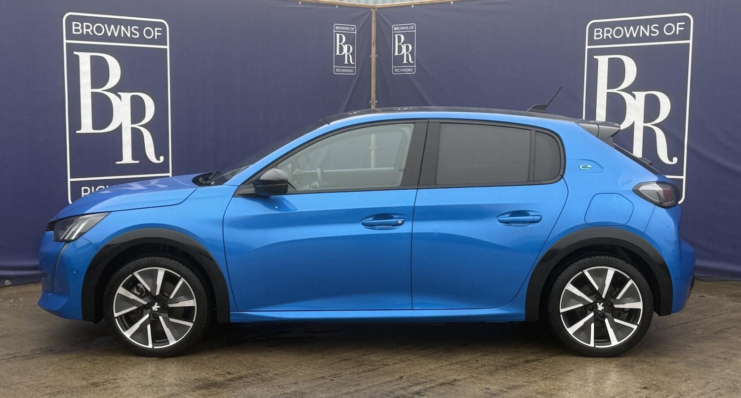 Used Peugeot 208 2021 for sale - 77014127: Photo 8