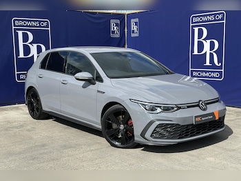 Volkswagen - Golf