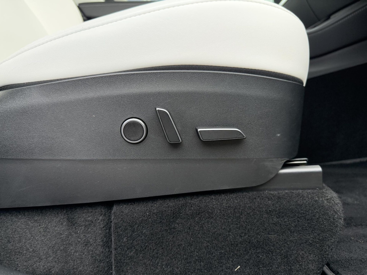 Used Tesla Model Y 2022 for sale - 77048330: Photo 30