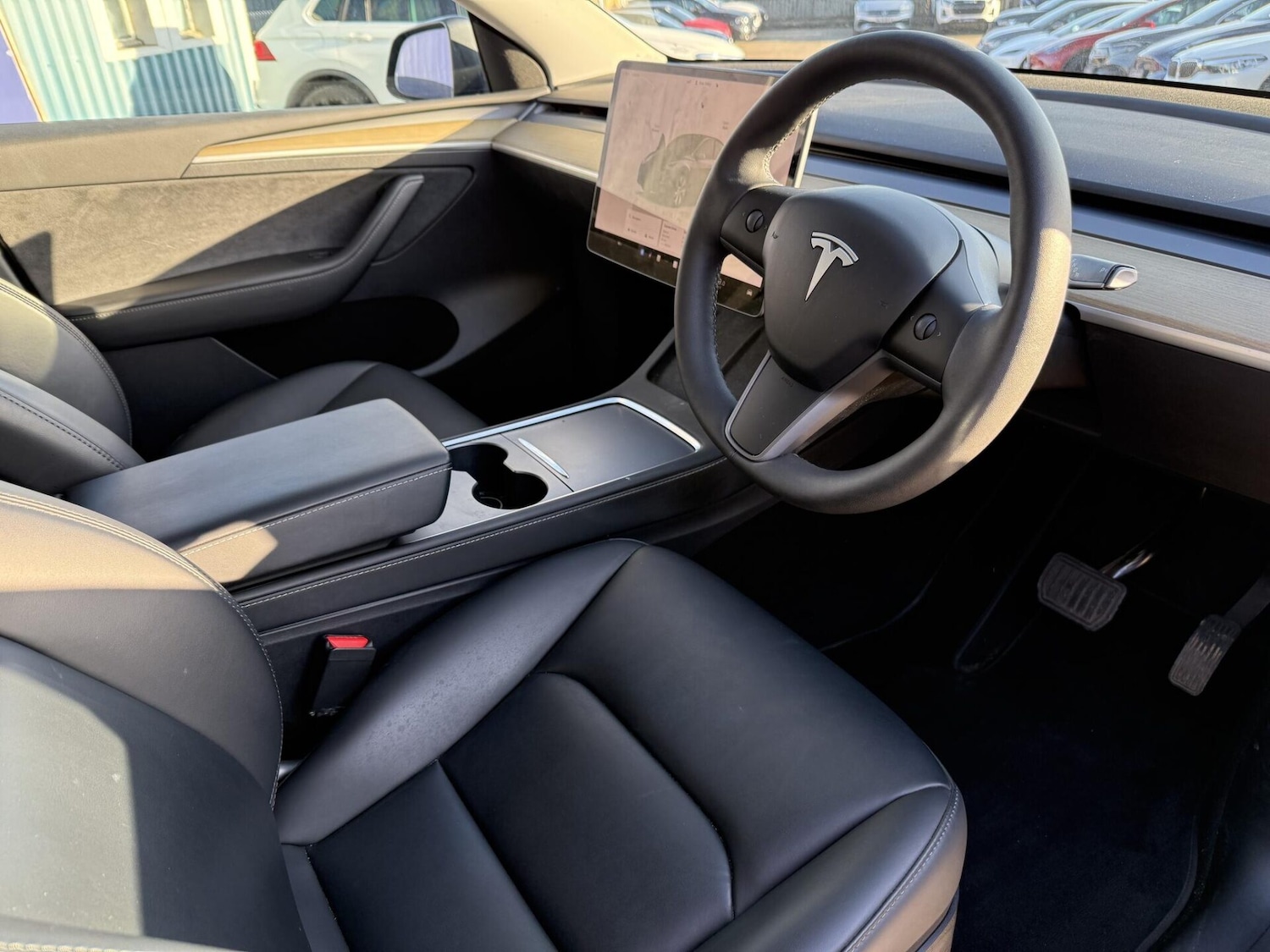 Used Tesla Model Y 2023 for sale - 77919192: Photo 2