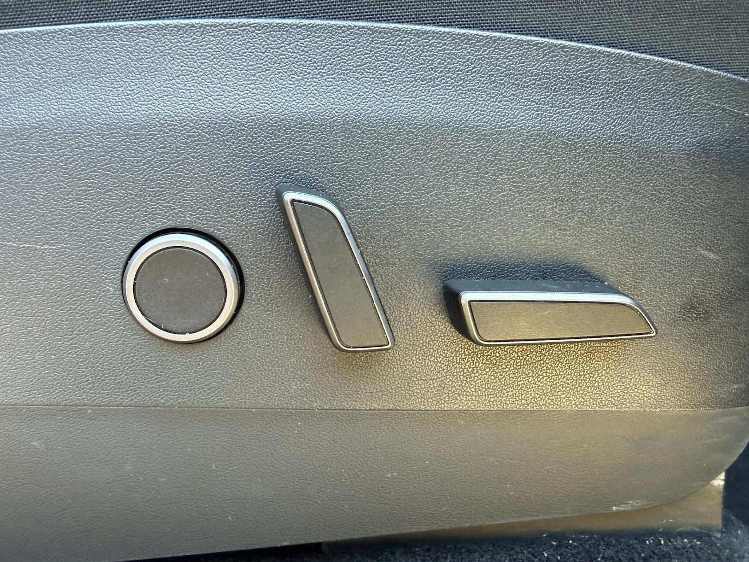 Used Tesla Model Y 2023 for sale - 77919192: Photo 32