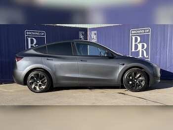 Used Tesla Model Y 2023 for sale - 77919192: Photo