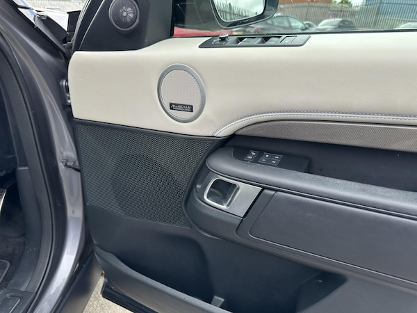 Used Land Rover Discovery 2020 for sale - 75650558: Photo 33
