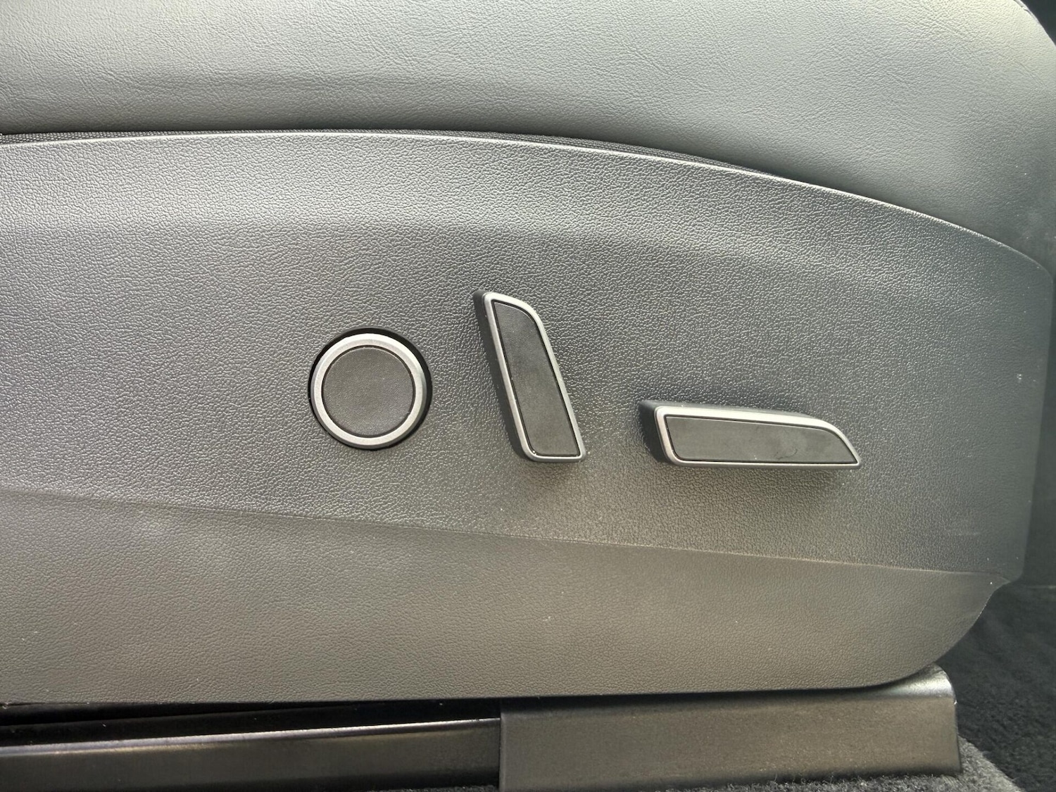 Used Tesla Model Y 2022 for sale - 78164588: Photo 32