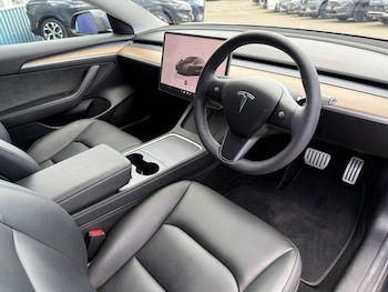Used Tesla Model 3 2023 for sale - 79307627: Photo