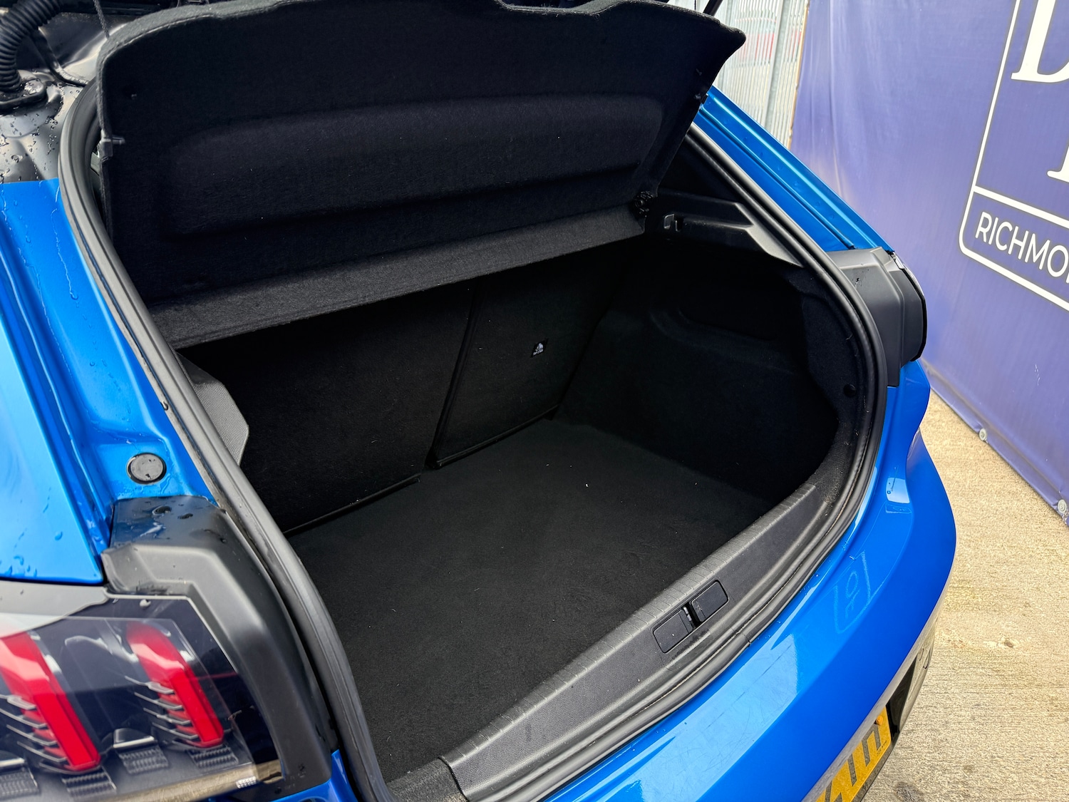 Used Peugeot E-208 for sale - 77208252: Photo 20