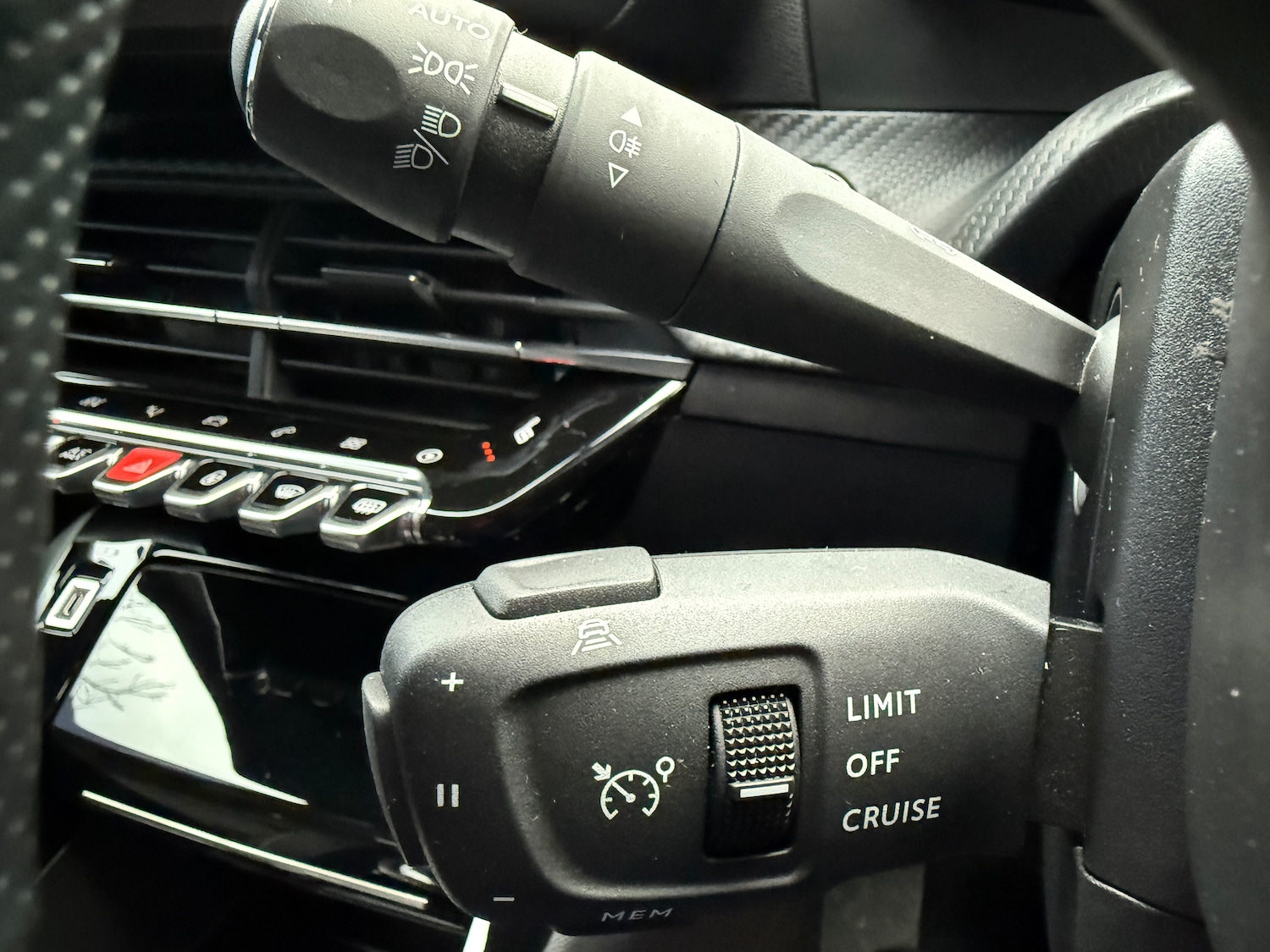 Used Peugeot E-208 for sale - 77208252: Photo 33