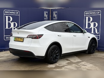 Used Tesla Model Y undefined for sale - 77221364: Photo
