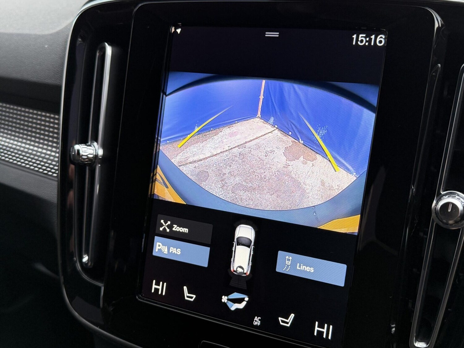 Used Volvo XC40 2020 for sale - 75650568: Photo 35