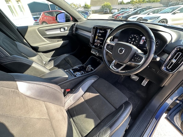 Used Volvo XC40 2020 for sale - 75650568: Photo 3