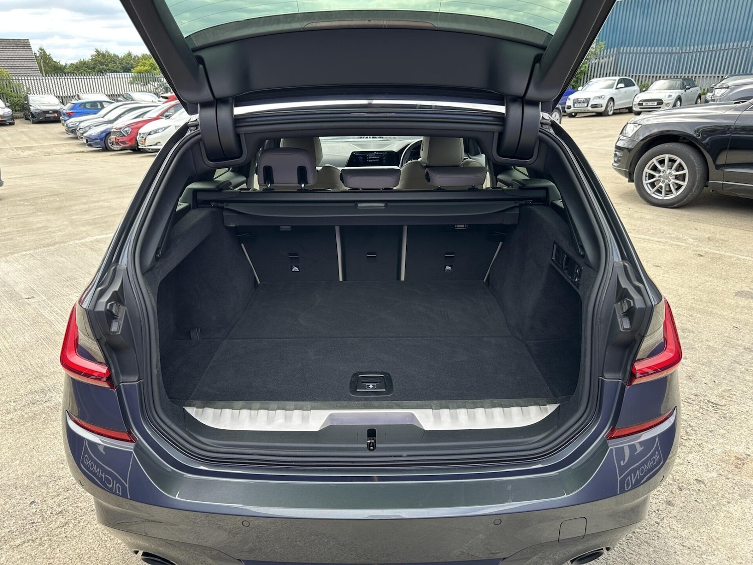 Vehicle 22