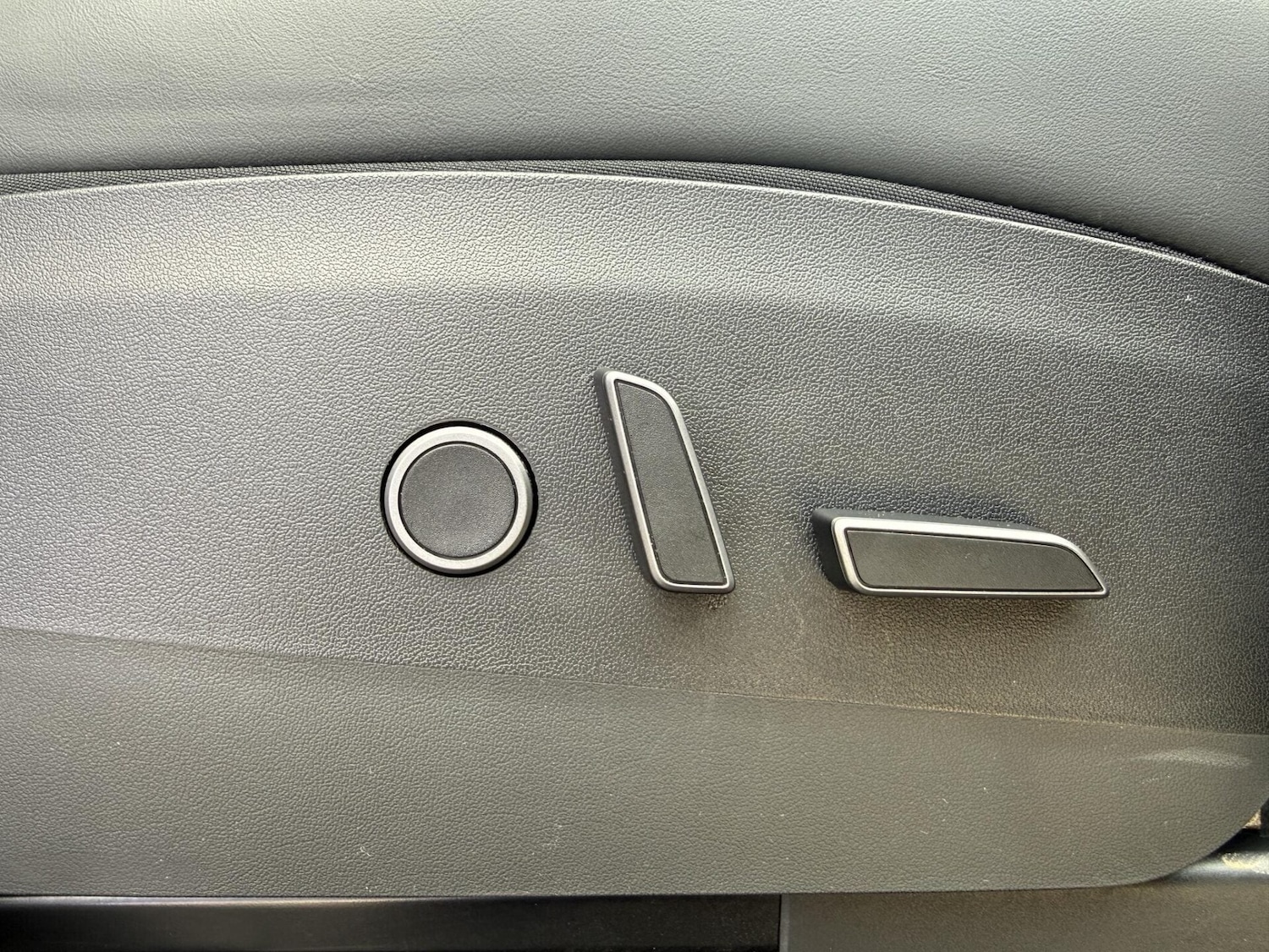 Used Tesla Model Y 2023 for sale - 78201576: Photo 32