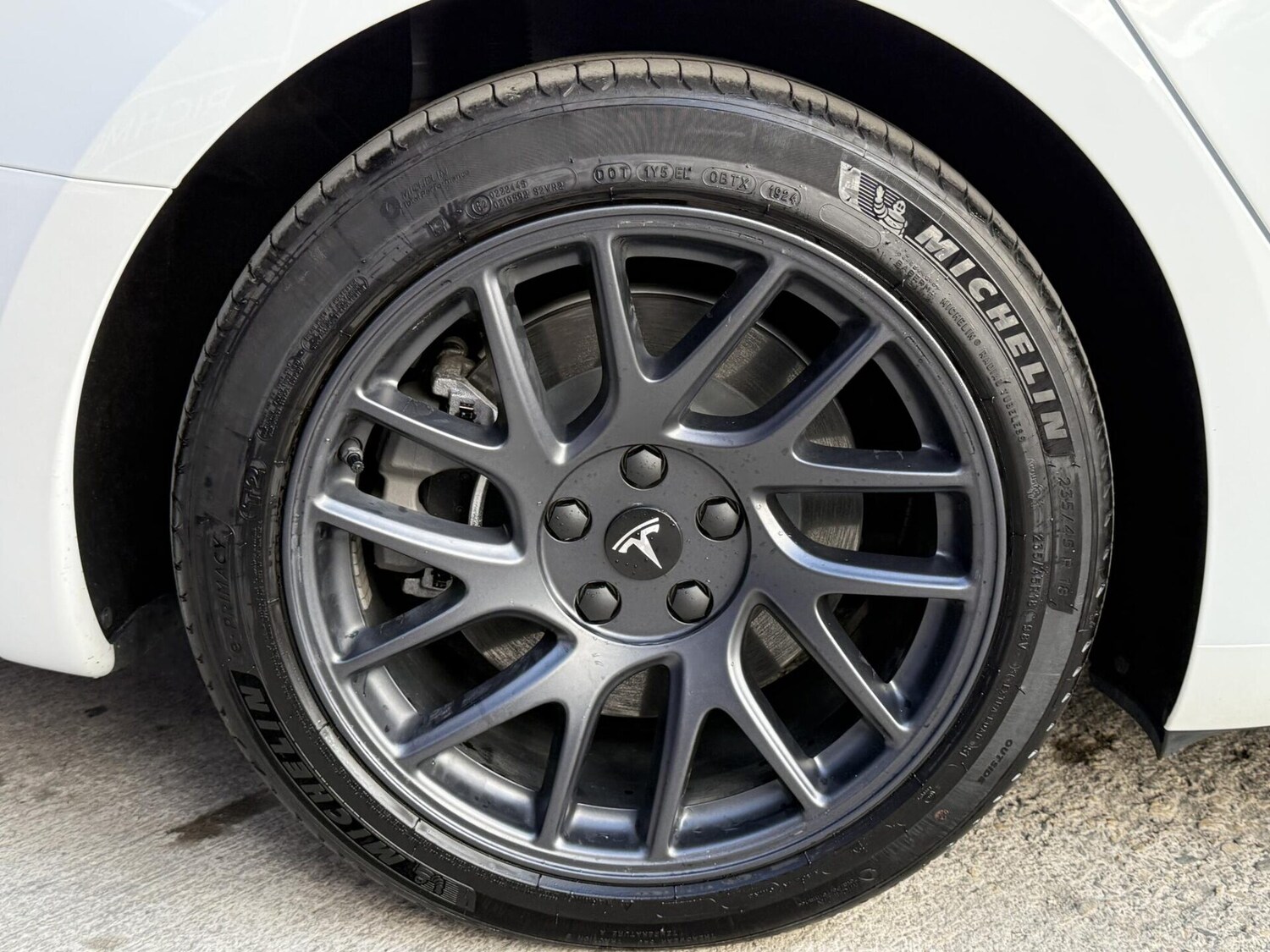 Used Tesla Model 3 2024 for sale - 76082170: Photo 17