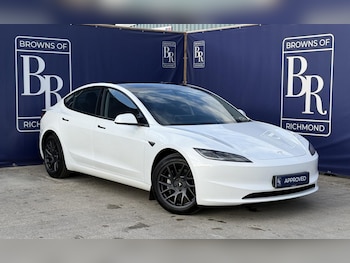 Tesla - Model 3