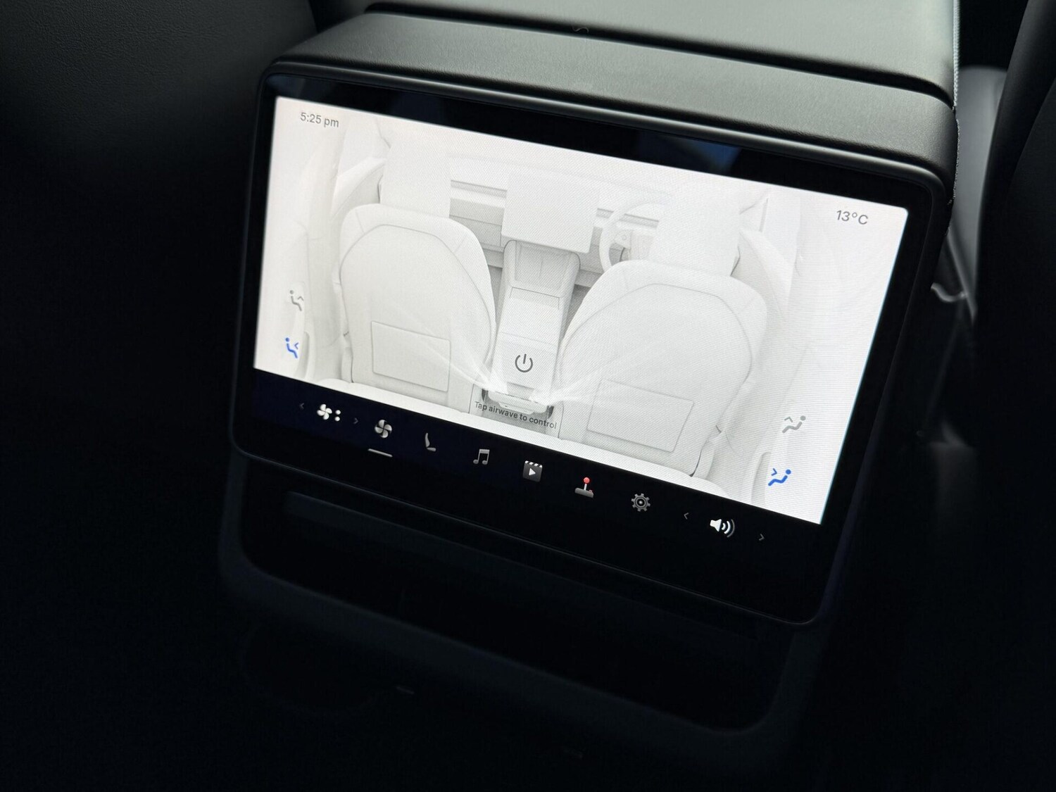 Used Tesla Model 3 2024 for sale - 76082170: Photo 26