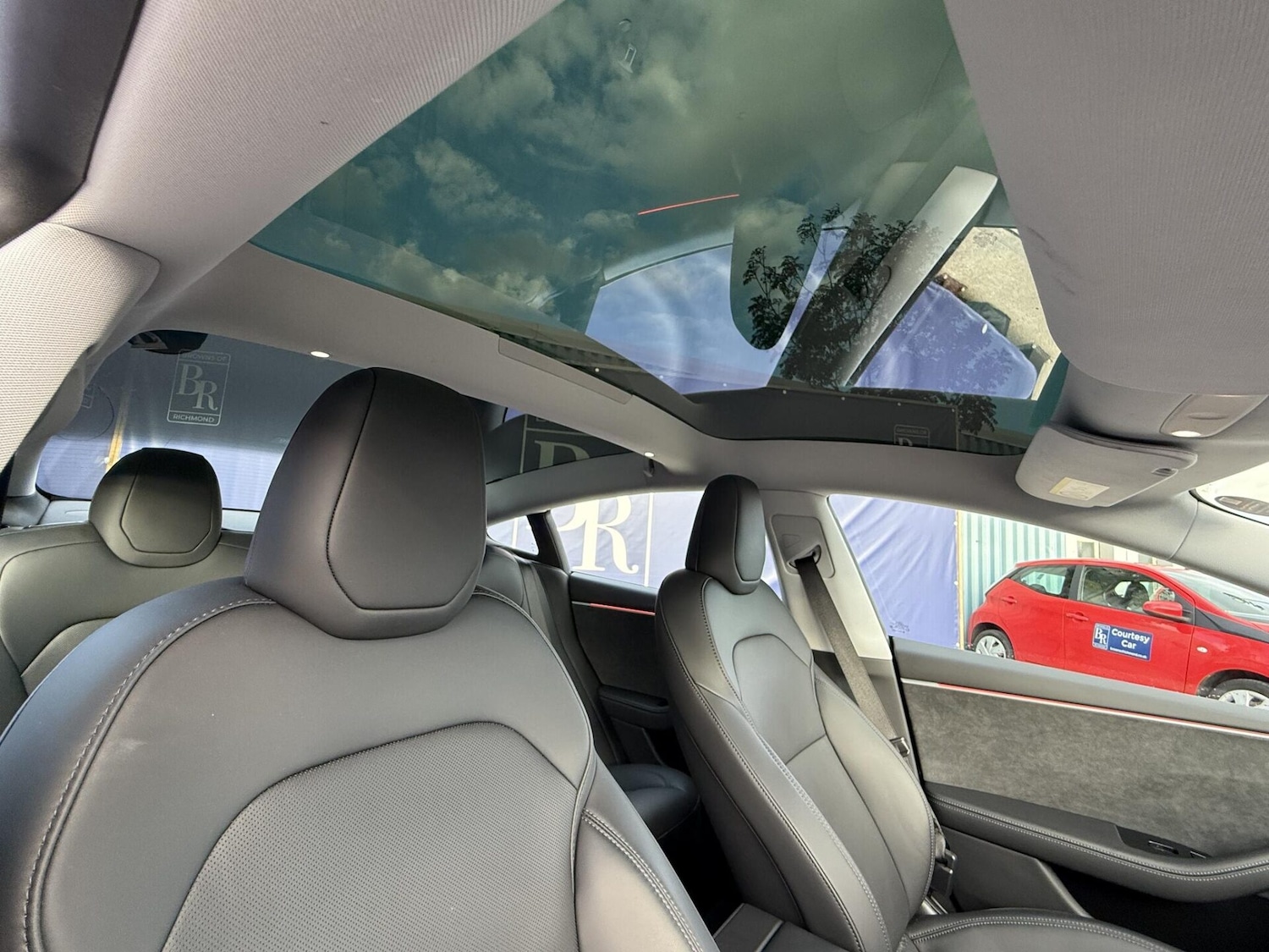 Used Tesla Model 3 2024 for sale - 76082170: Photo 32