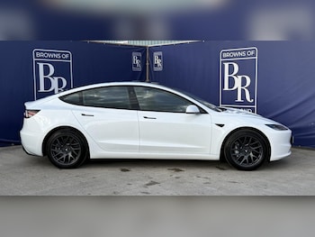 Used Tesla Model 3 2024 for sale - 76082170: Photo 4