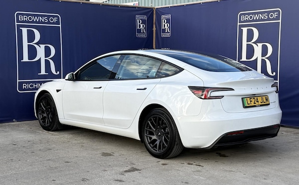 Used Tesla Model 3 2024 for sale - 76082170: Photo 8